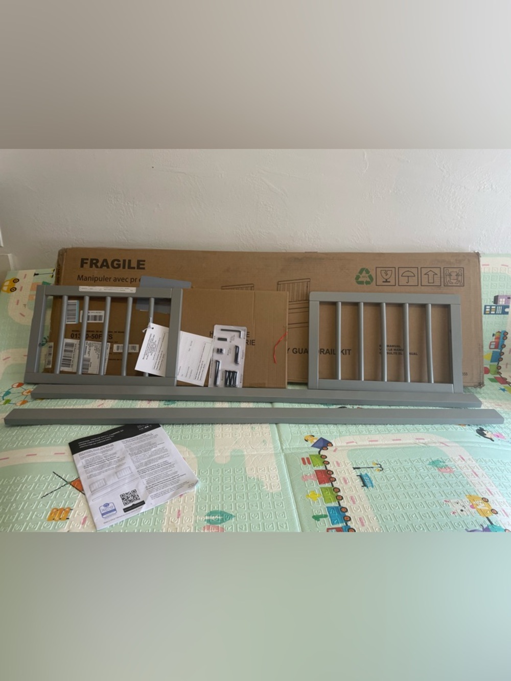 Storkcraft/ Graco®
Toddler Safety Guardrail Kit (Dowels)